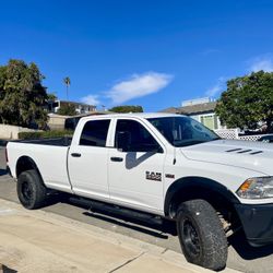 2016 Dodge 2500 Crew cab Tradesman