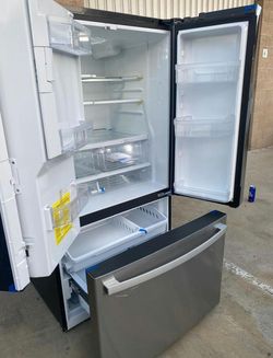 GE Stainless Steel French Door Fridge - Excellent Condition, EnergyStar