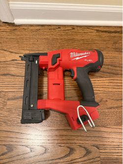 Milwaukee M18 FUEL 18-Volt Lithium-Ion Brushless Cordless 18-Gauge 1/4 in. Narrow Crown Stapler (Tool-Only)