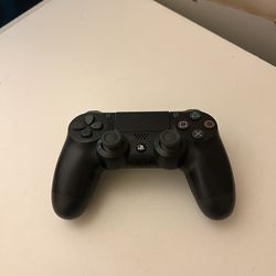 Sony PS4 Wireless Controller – DualShock 4 – Great Condition