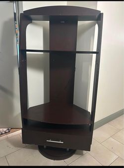 Free shelf / TV stand furniture