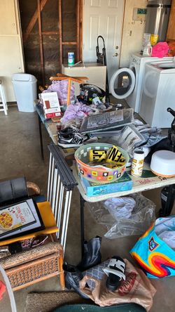 Moving sale