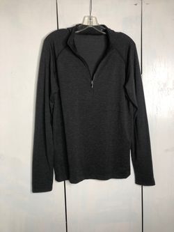 Lululemon Men’s Long Sleeve T-Shirt Size Large
