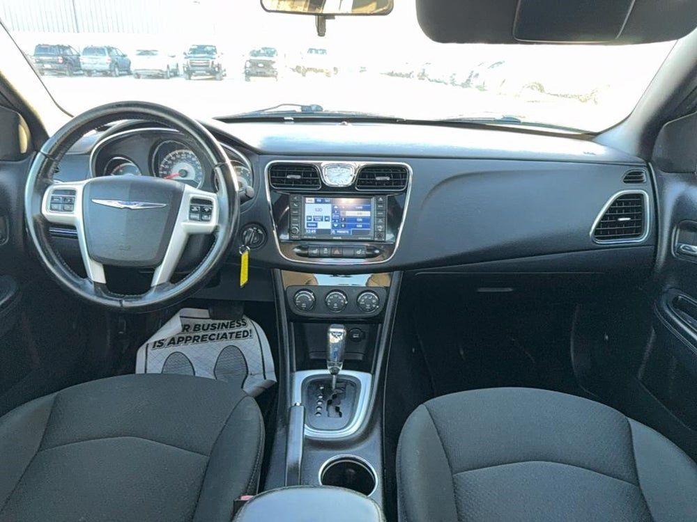 2011 Chrysler 200