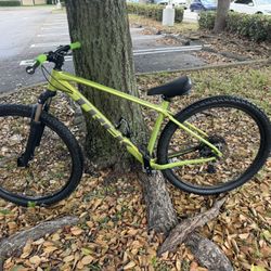 trek marline 5 gen 3 green