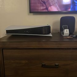 Playstation 5 and Controller Dock