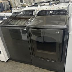 SAMSUNG 5.5 cu.ft. Extra-Large Capacity Smart Top Load Washer & 7.4 cu. ft. Capacity Gas Dryer