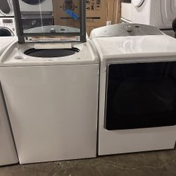 Kenmore Washer And Gas Dryer (Top -Load)
