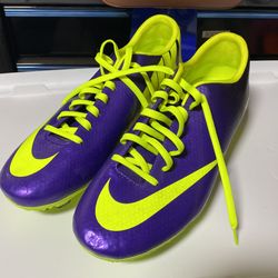 $50 FIRM, size 8.5 Nike Mercurial Brand New!! 