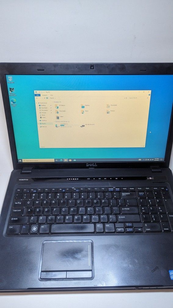 Dell Vostro 3700 - 17.3" Intel i5-M430 2.27GHz 4GB RAM 250GB SSD Win 10 Pro