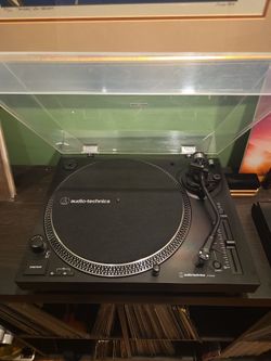 Audio Technica AT-LP120XUSB Record Player