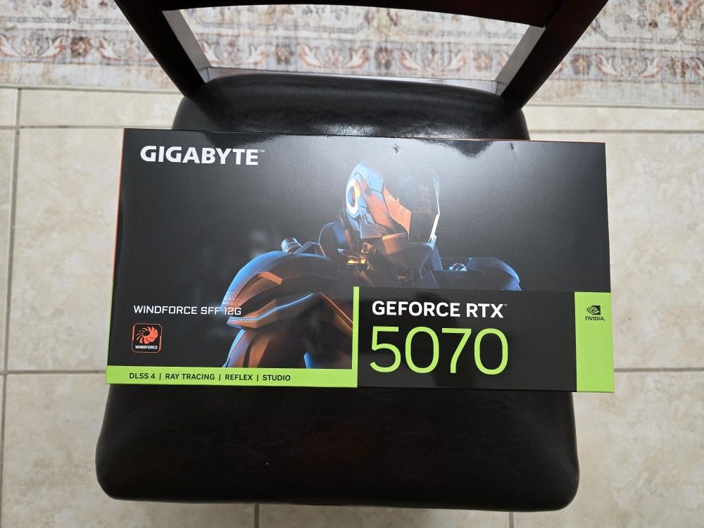GIGABYTE RTX 5070 12GB GAMING GRAPHICS CARD GPU