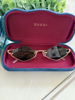 Women’s Gucci Sunglasses