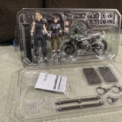 Final fantasy vii remake Jessie, cloud and motorcycle play arts kai