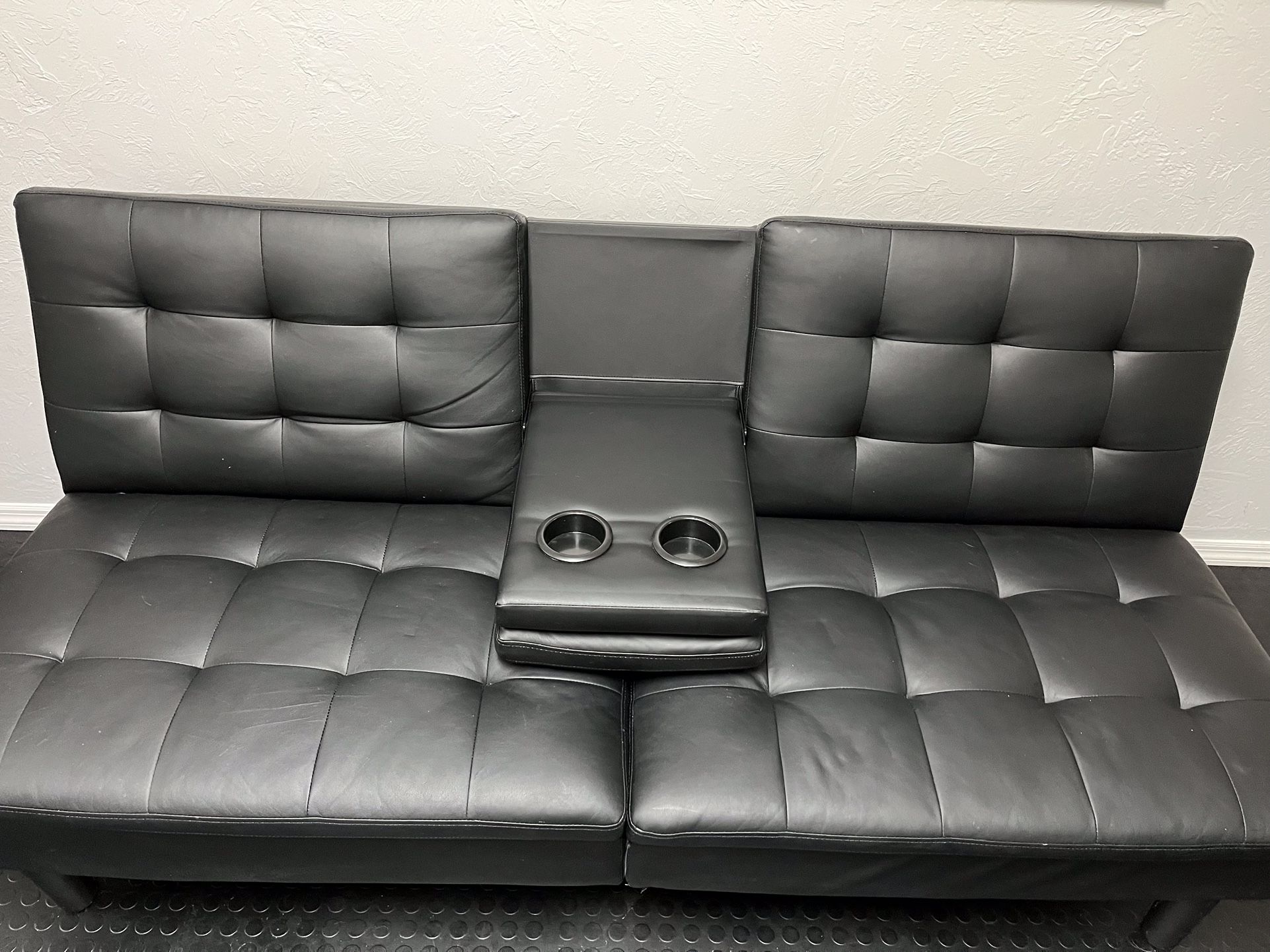 FUTON - Black Pleather With Center Console Cup Holders