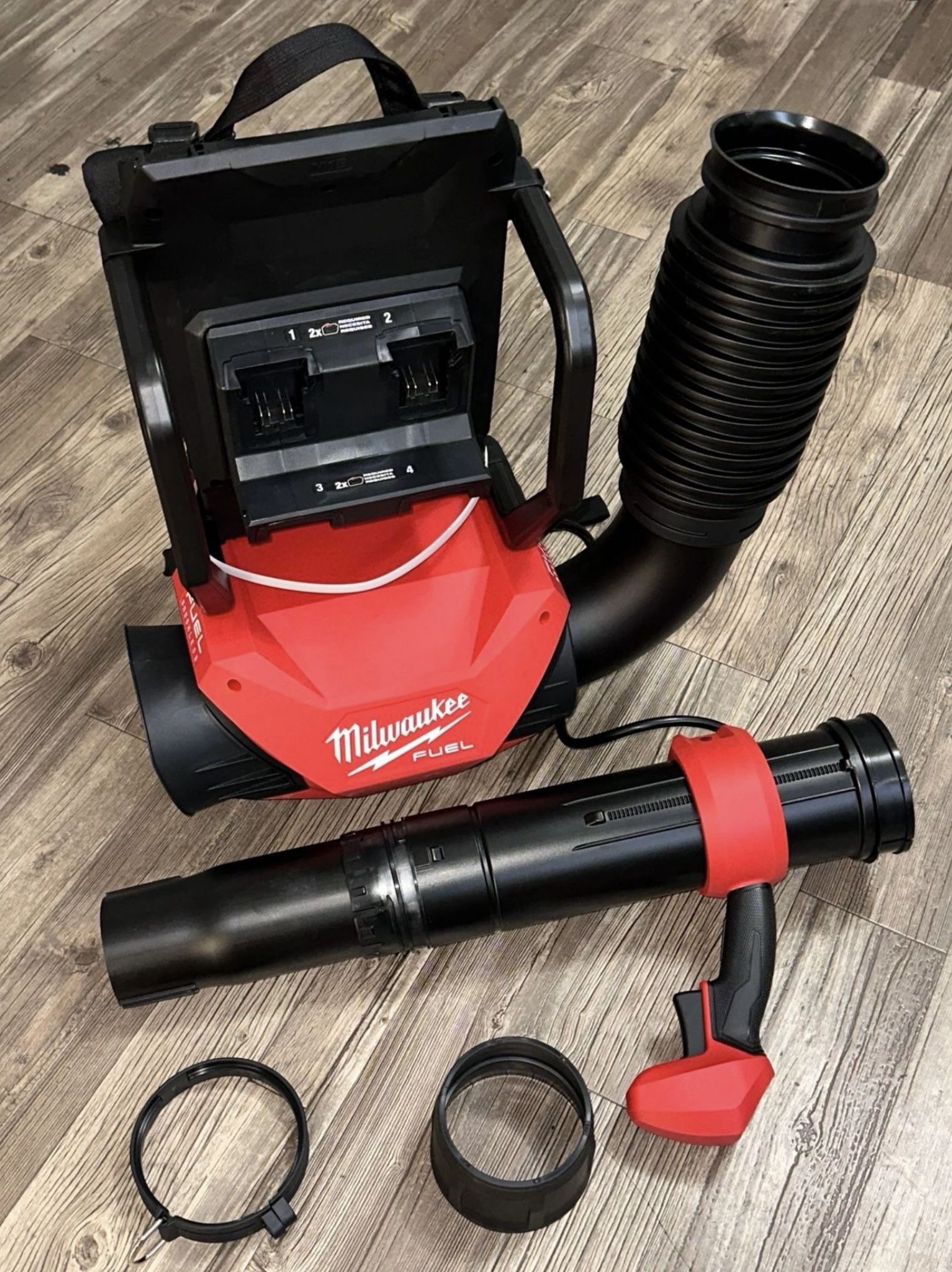 Milwaukee M18 FUEL 155 MPH 650 CFM 18Volt Brushless Cordless Dual Battery Backpack Blower (Tool-Only)