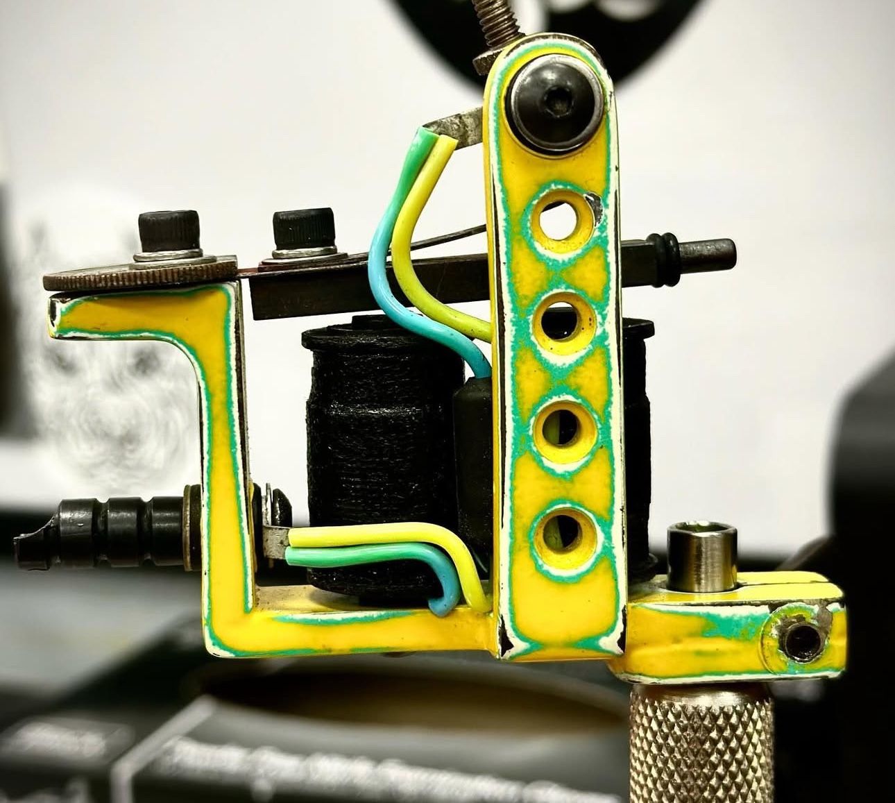 Tattoo Machine - coil - Bulldog Shader