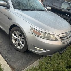 2011 Ford Taurus
