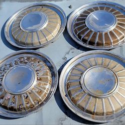 VINTAGE WHEEL COVERS