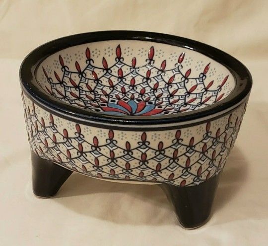 JAVIER SERVIN CERAMIC FOOTED SALSA, GUANAJUATO MEXICO 5.5" X 3.5"