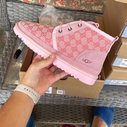 Gucci UGG Boots for Sale in Beverly Hills, CA - OfferUp