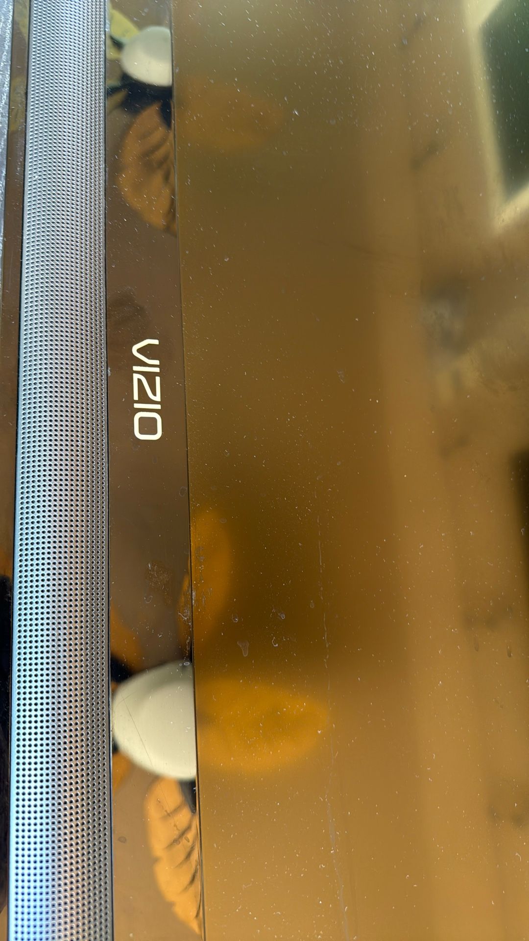 Vizio TV 38 Inches