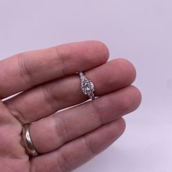 Diamond Engagement Ring (1.03 C.t) Cert