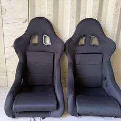 Racing seat