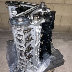 5.4 Ford Long Block Engine 16 V