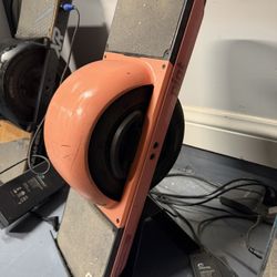 Onewheel Pint with Craft & Ride Stand! 