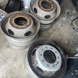 6 19.5 wheels 10lug 