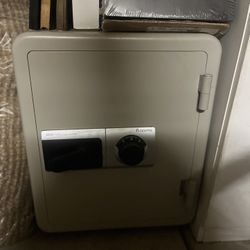 6330 Sentry Safe