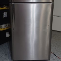 Refrigerator/ freezer