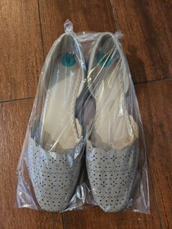 Women's shoes size 8