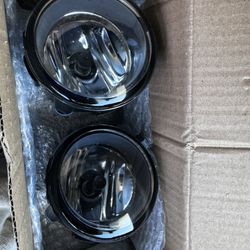 Infiniti G37 Fog Lights/carbon Trim 