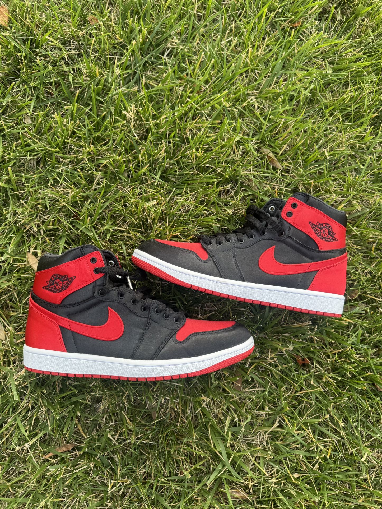 Jordan 1 Bred Satin 