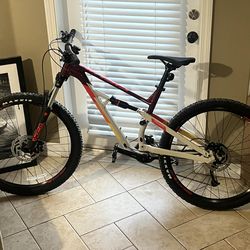 Polygon Siskiu D5 Mountain Bike