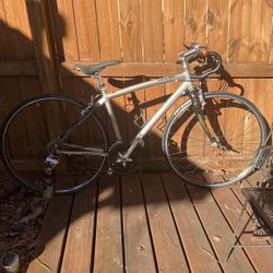Specialized sirrus Sport 