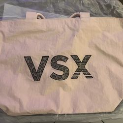 VICTORIA'S SECRET-LARGE WEEKENDER TOTE - BRAND NEW