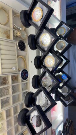 6 Challenge Coins Display Stand, 3D Floating Clear Case, Jewelry, Specimen, Military Medal Holder Frame