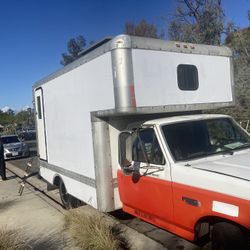 1996 Ford F350 Box Truck 