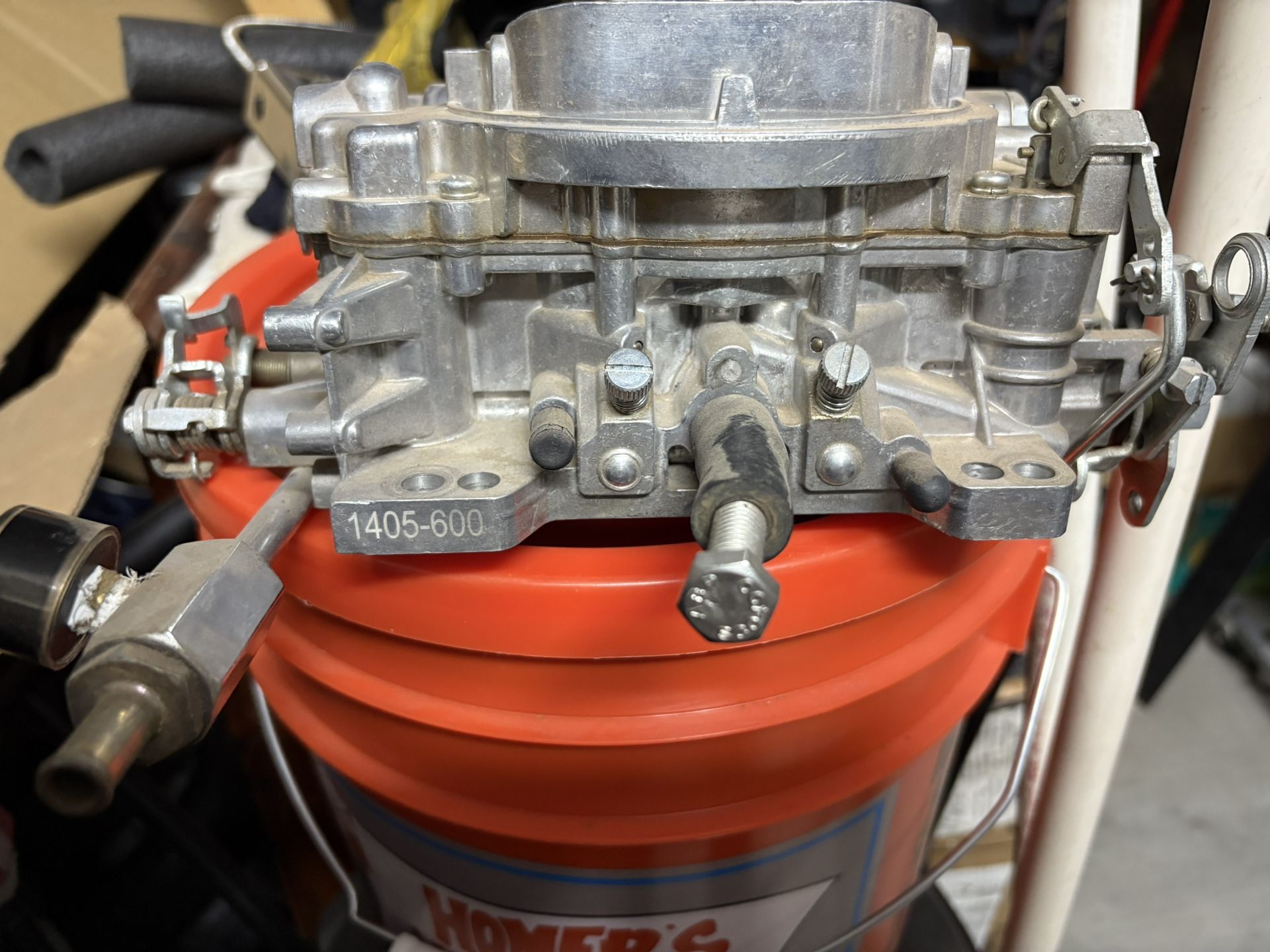 Edelbrock 1405 600 Carburetor 