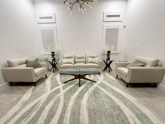 Like-New Living Room Set