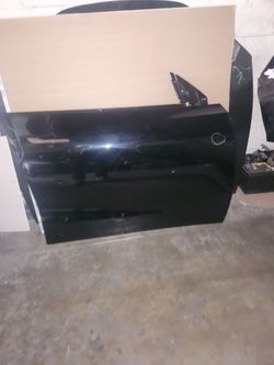 2020-2025 Tesla Model Y Right Front Door Shell Oem