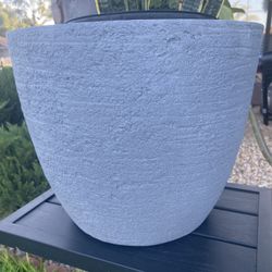 Brand New Ceramic Pot 