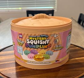 Crazy Fun Jumbo Mystery Squishy Dumpling Gold Glitter Edition