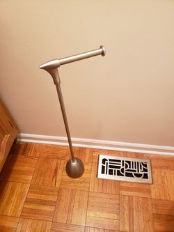 3 Umbra Stream Toilet Paper Stands