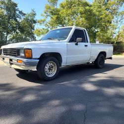 Toyota Pickup 