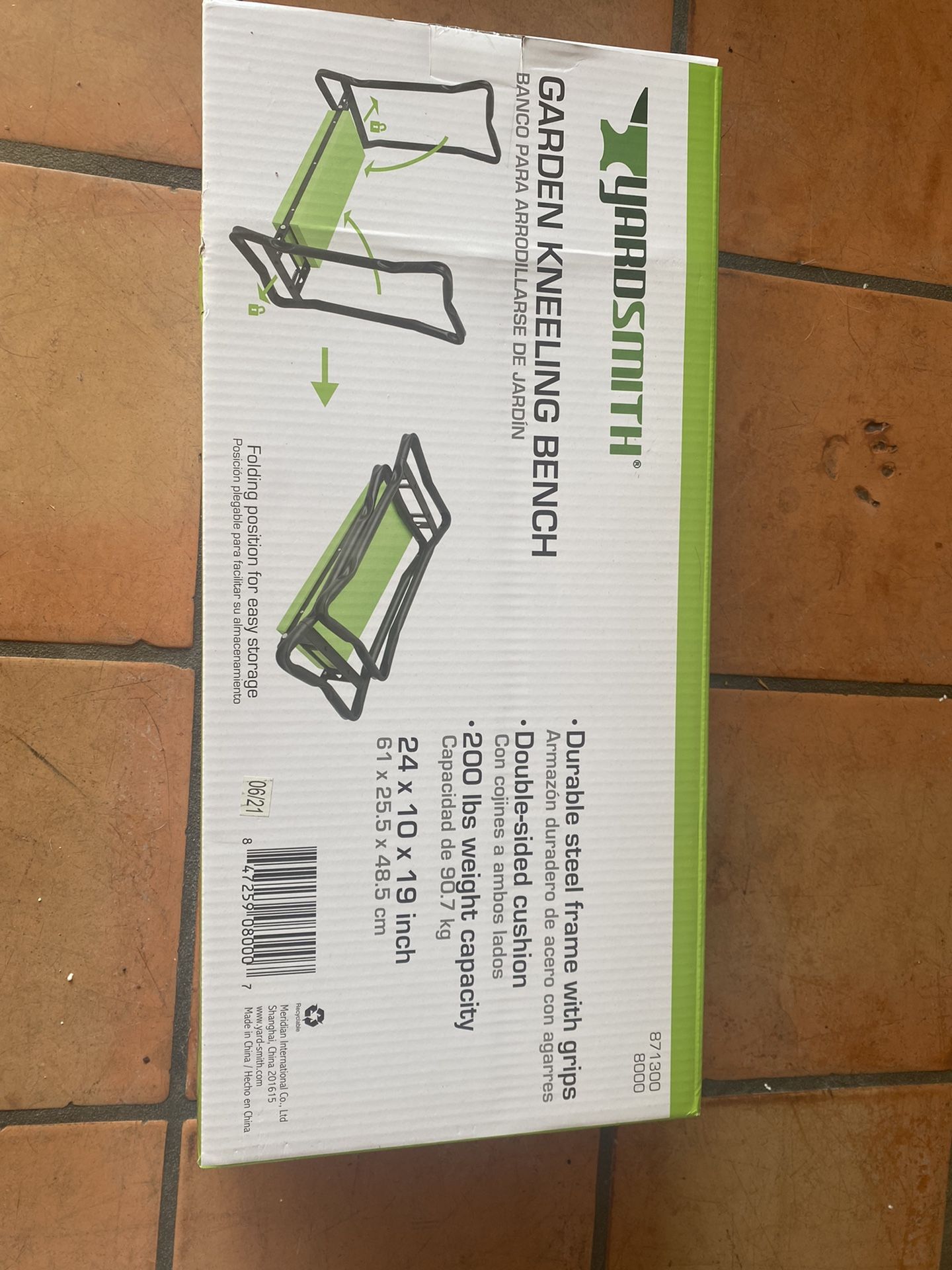 Yardsmith kneeling store bench