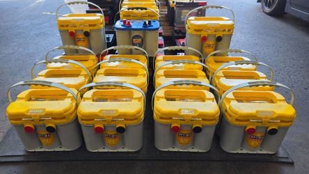 OPTIMA Batteries OPT8014-045 8014-045 D34/78 YellowTop Dual Purpose car truck Battery. Bateria Para Carro Camioneta

PRICE IS FIRM. Optima yellow top 